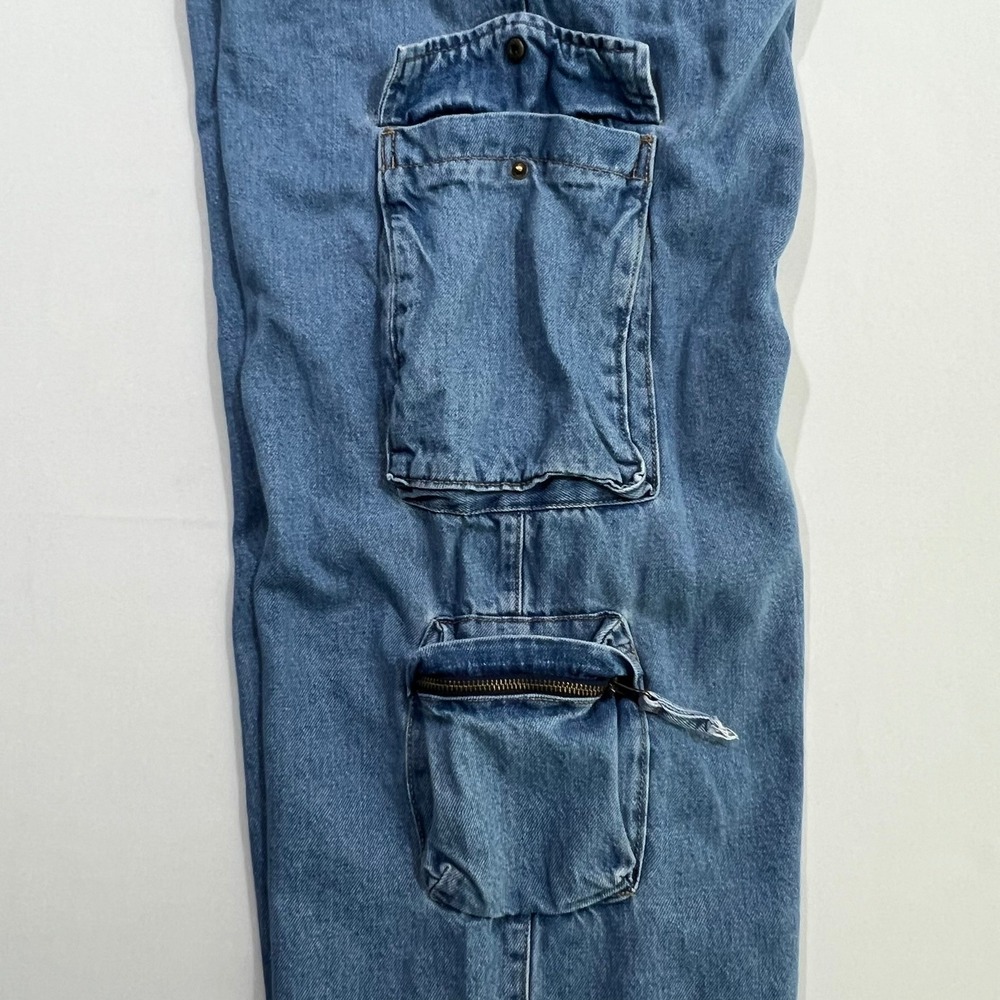 Universal Thread Cargo Jeans Wide Leg High Rise Medium Wash Blue Womens 12R - Picture 15 of 16